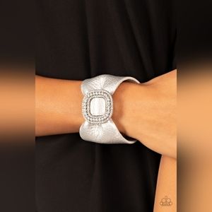 LIGHTS, Selfie, Action! Bracelet